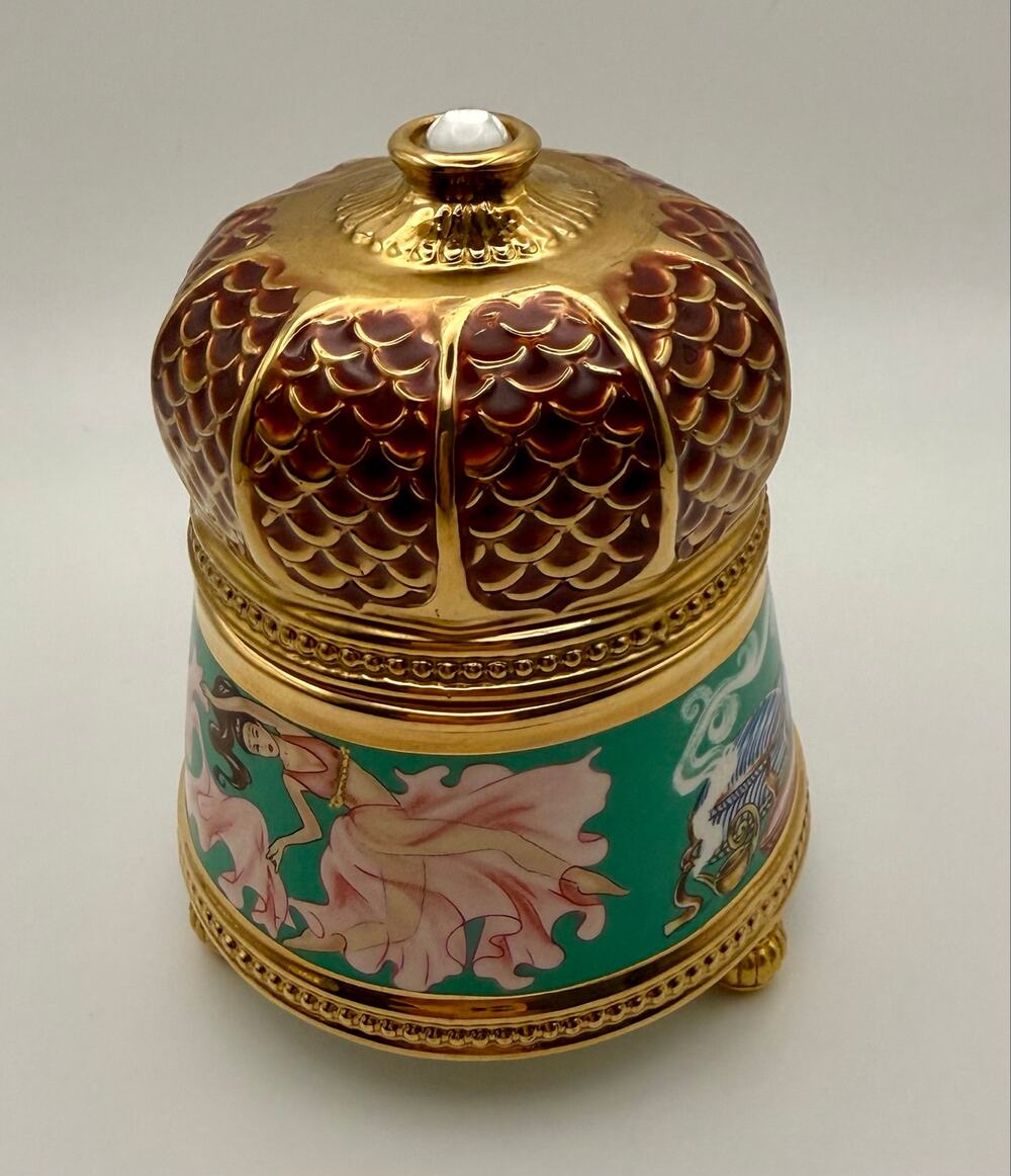 Rare House of Fabergé Scheherazade Imperial Porcelain Music Box
